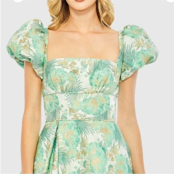 Mac Duggal Green Floral Brocade gown - 14 - Picture 3 of 13